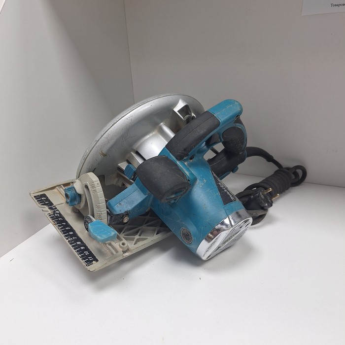 Дисковая пила Makita 5008 MG