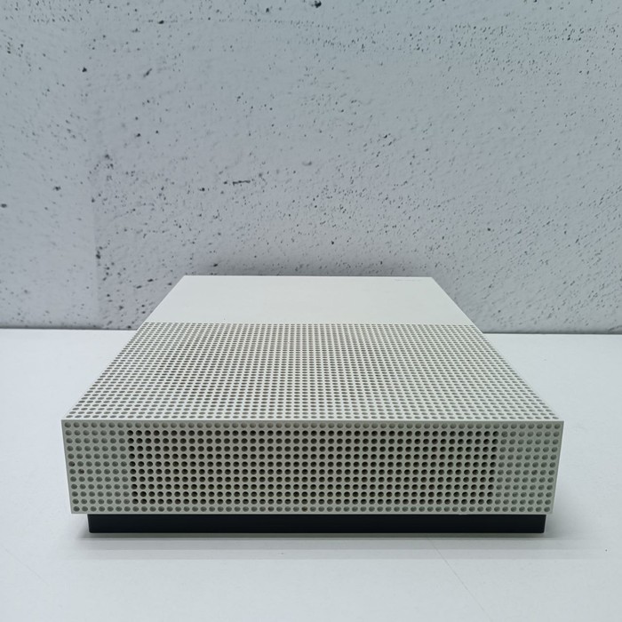 Игровая приставка Microsoft Xbox One S