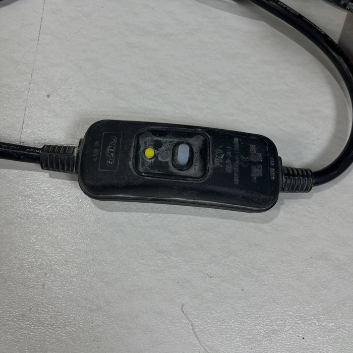 Штроборез Makita MT 133