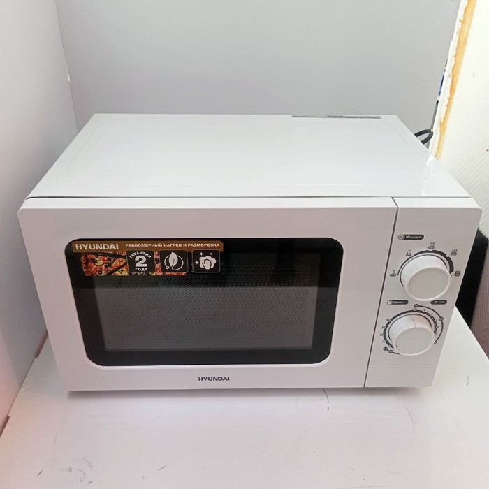 Микроволновая печь Hyundai HYM-M2064