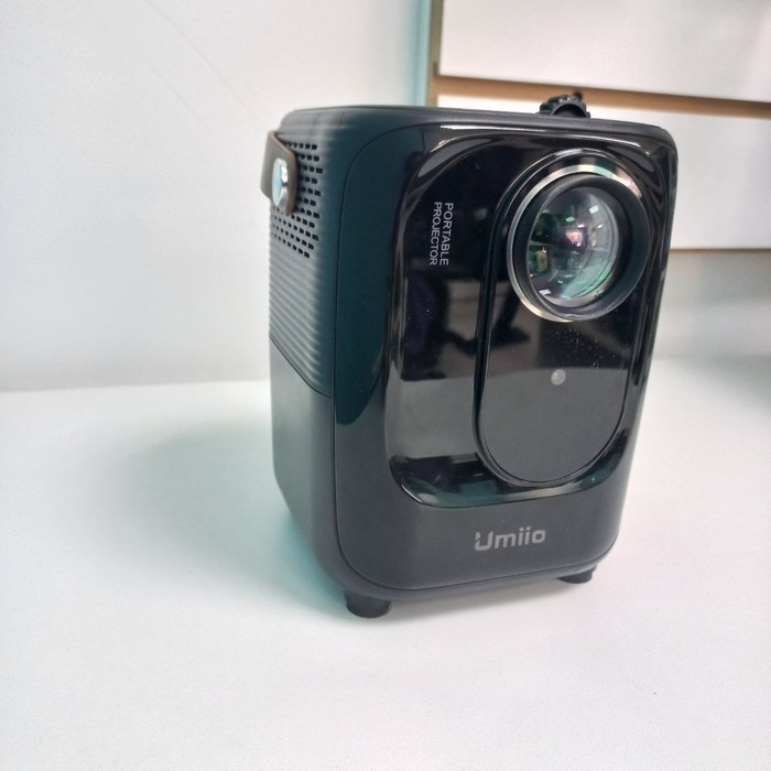 Проектор Umiio HD007
