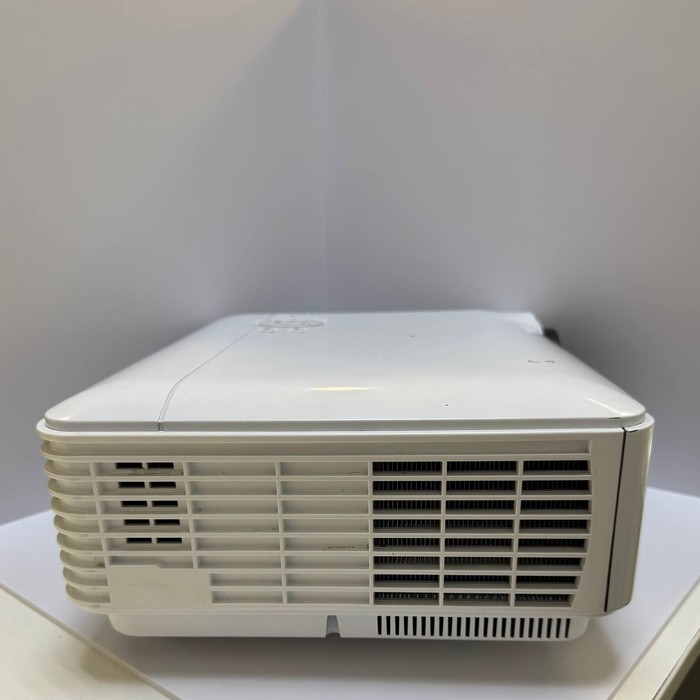 Проектор Berger SPV18DX