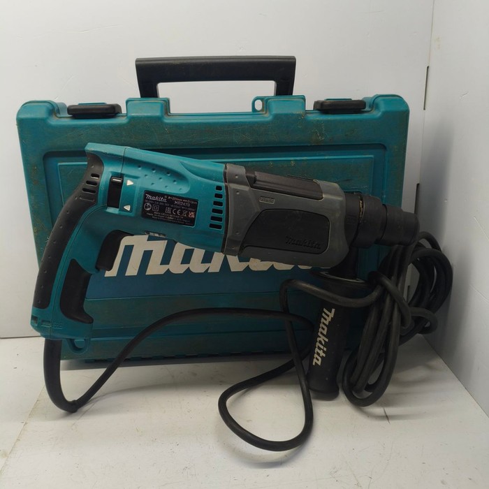 Перфоратор Makita hr2470