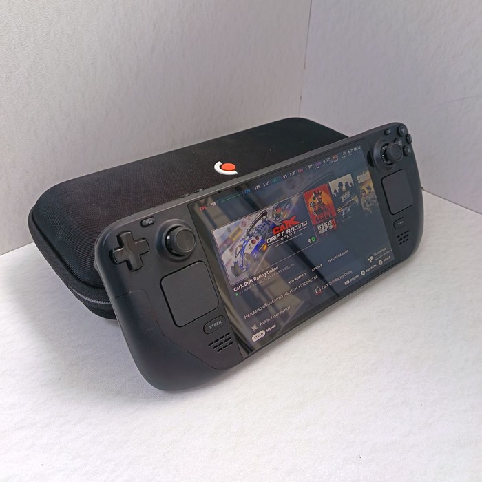 Игровая приставка Valve Steam Deck OLED