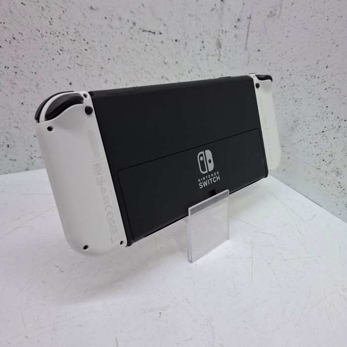 Игровая приставка Nintendo Switch OLED