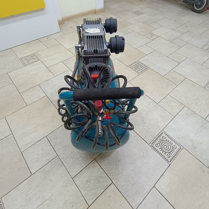 Компрессор Total air compressor 50l 13.2gal