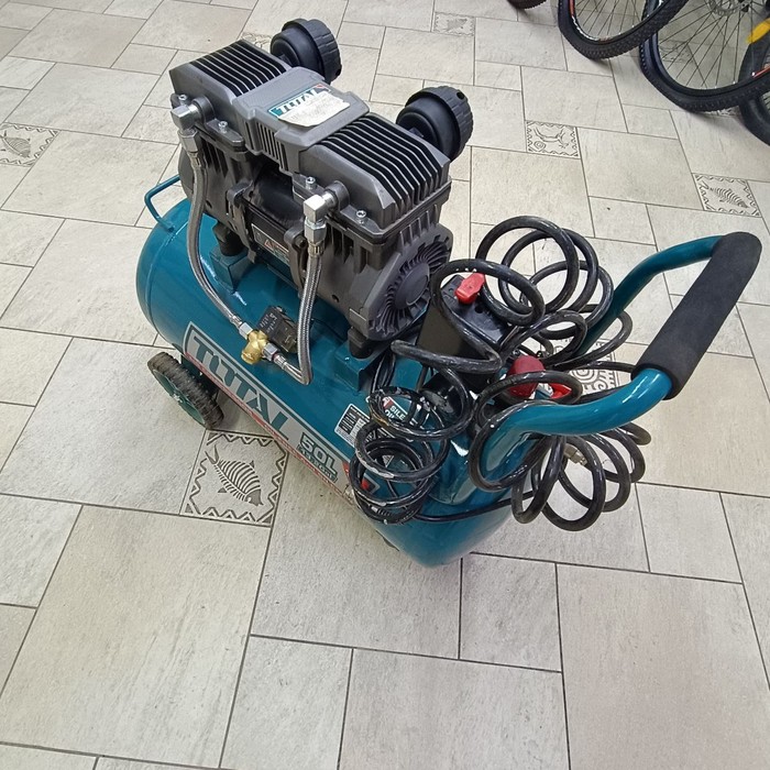 Компрессор Total air compressor 50l 13.2gal