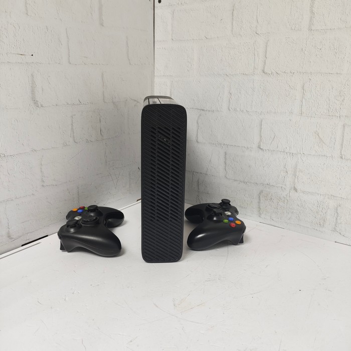 Игровая приставка Microsoft Xbox 360 250 ГБ