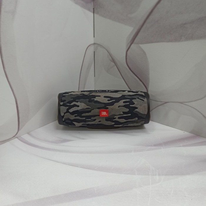 Портативная колонка JBL Charge 4