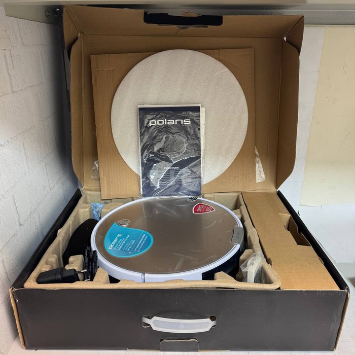 Робот-пылесос Polaris PVCR 0726W