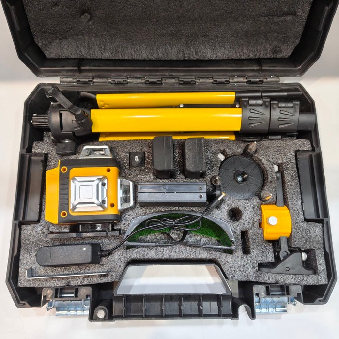 Лазерный уровень DeWALT 4D 16лучей