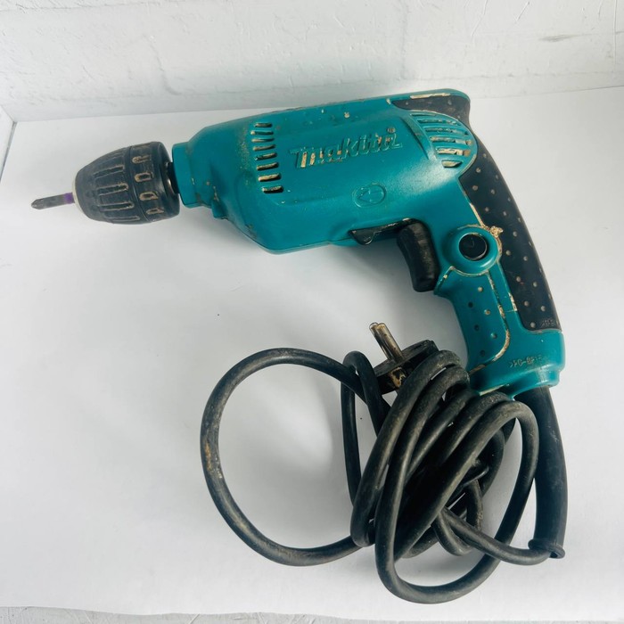 Дрель Makita 6413