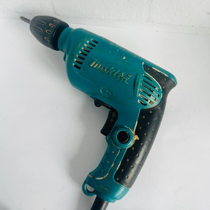 Дрель Makita 6413
