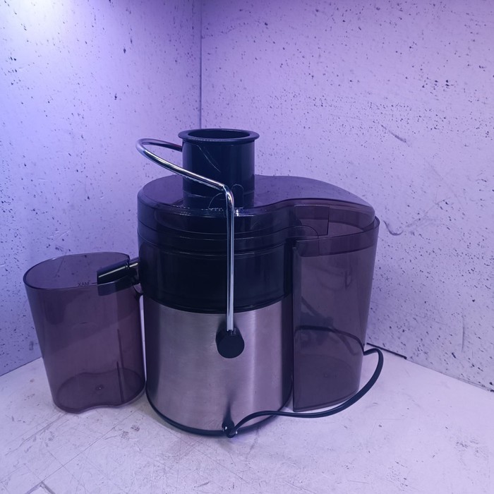 Соковыжималка Scarlett SC-JE50S18