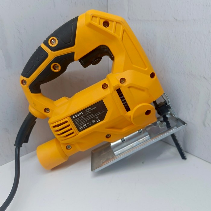 Электролобзик Deko DKJS650