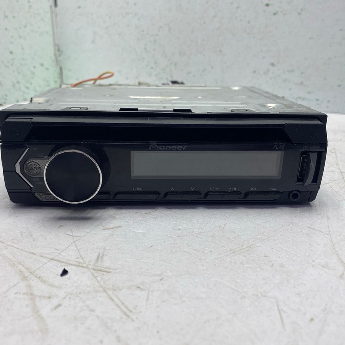 Pioneer МVН-S120UВ