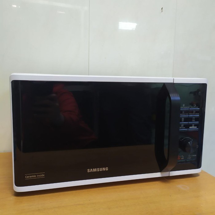Микроволновая печь Samsung MG23K3515AW