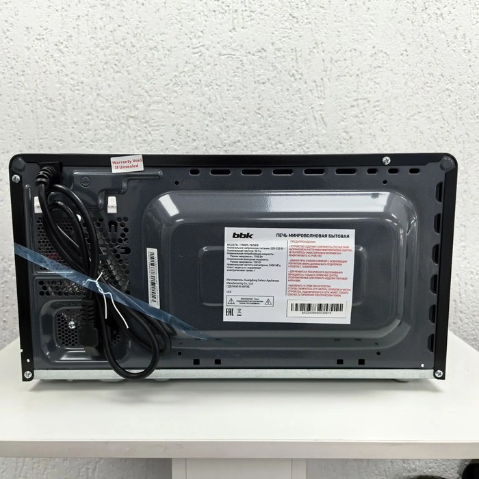 Микроволновая печь BBK 17MWS-782M
