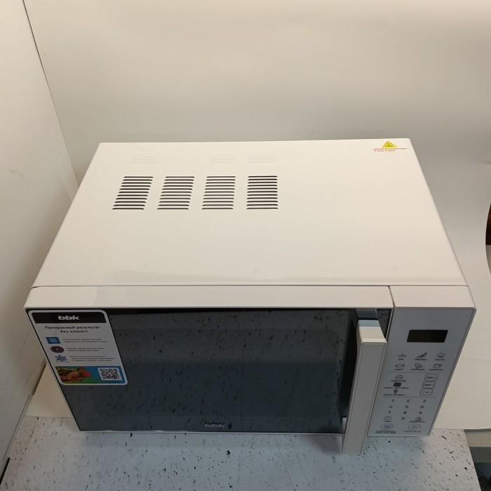 Микроволновая печь BBK 20MWS-805S