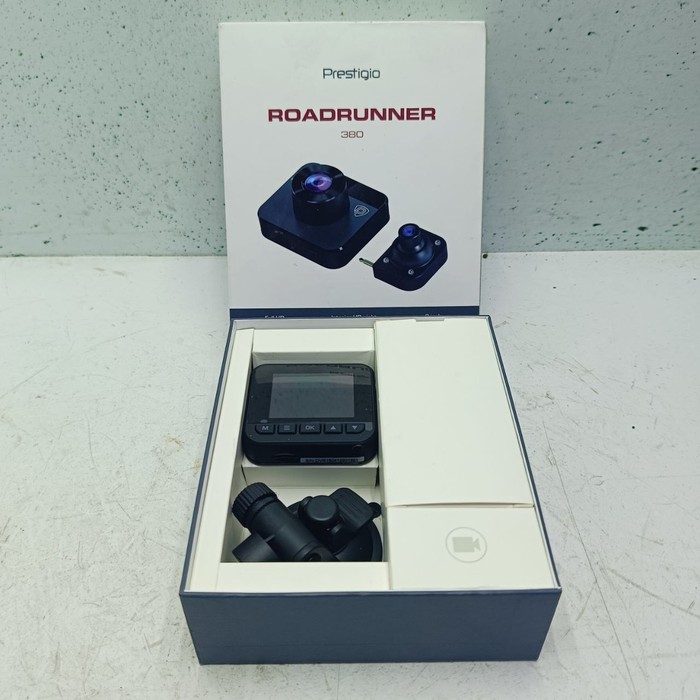 Видеорегистратор Prestigio RoadRunner 380