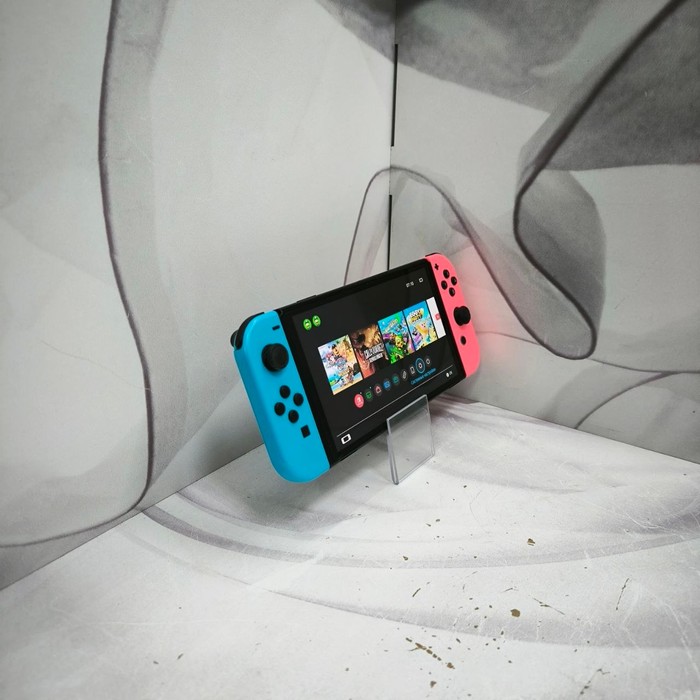 Игровая приставка Nintendo Switch OLED