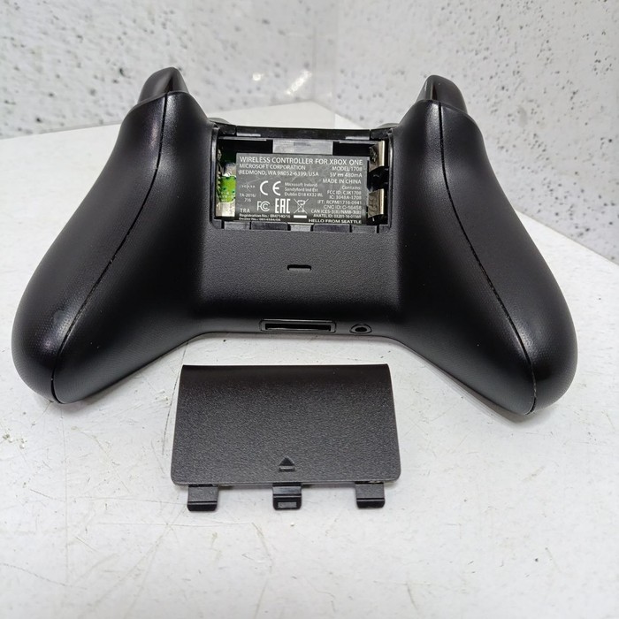Геймпад Microsoft Xbox Wireless Controller