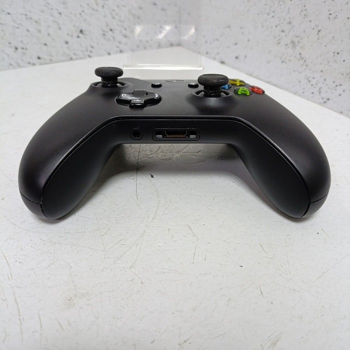 Геймпад Microsoft Xbox Wireless Controller