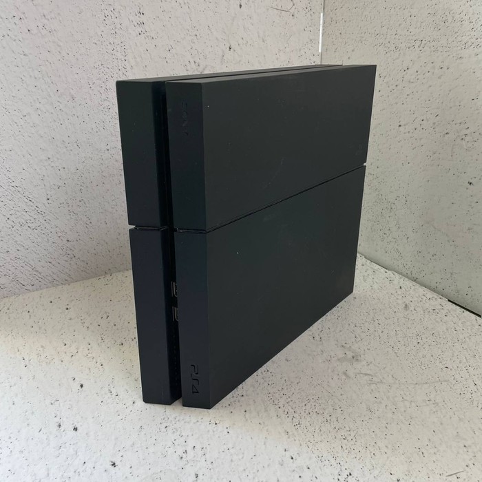 Игровая приставка Sony PlayStation 4 Fat 1 Тб