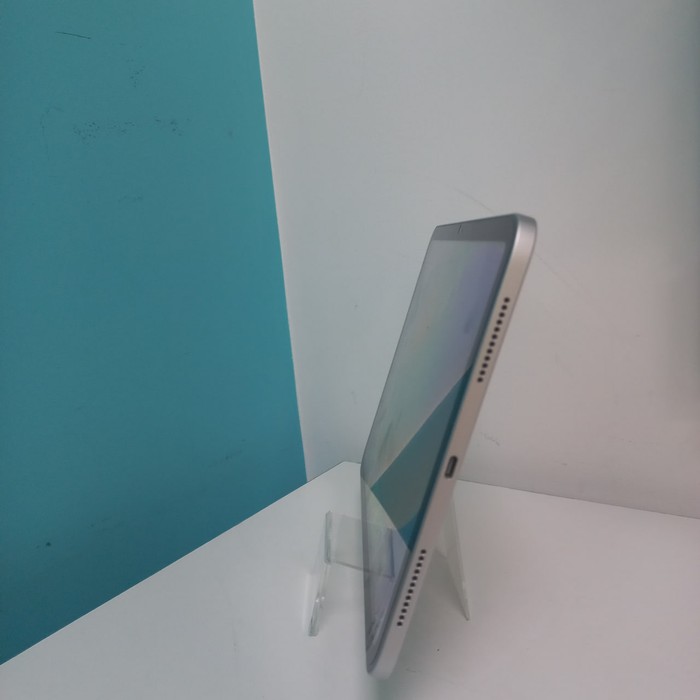 Планшет Apple iPad (10-го поколения) (2022) 4/64 Серебристый