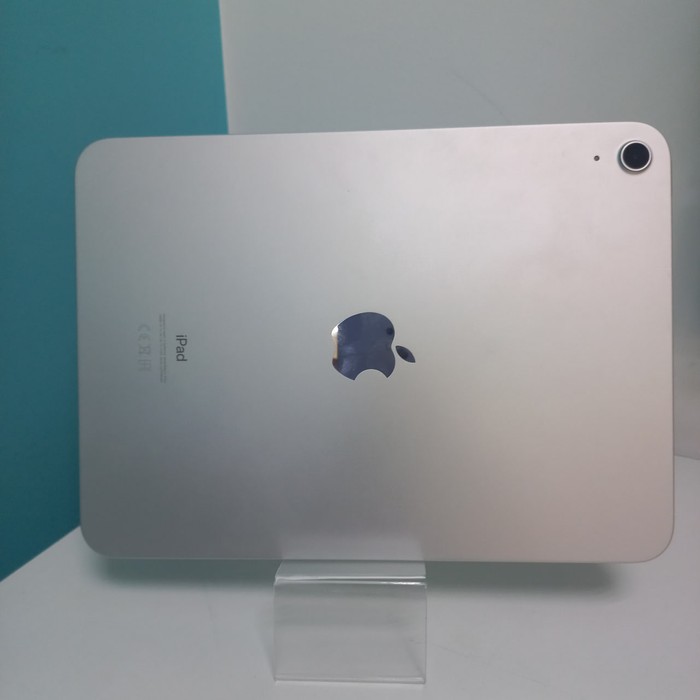 Планшет Apple iPad (10-го поколения) (2022) 4/64 Серебристый