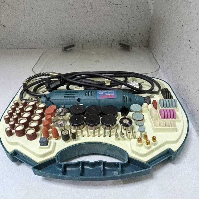 Гравер Bosch GGS3000L