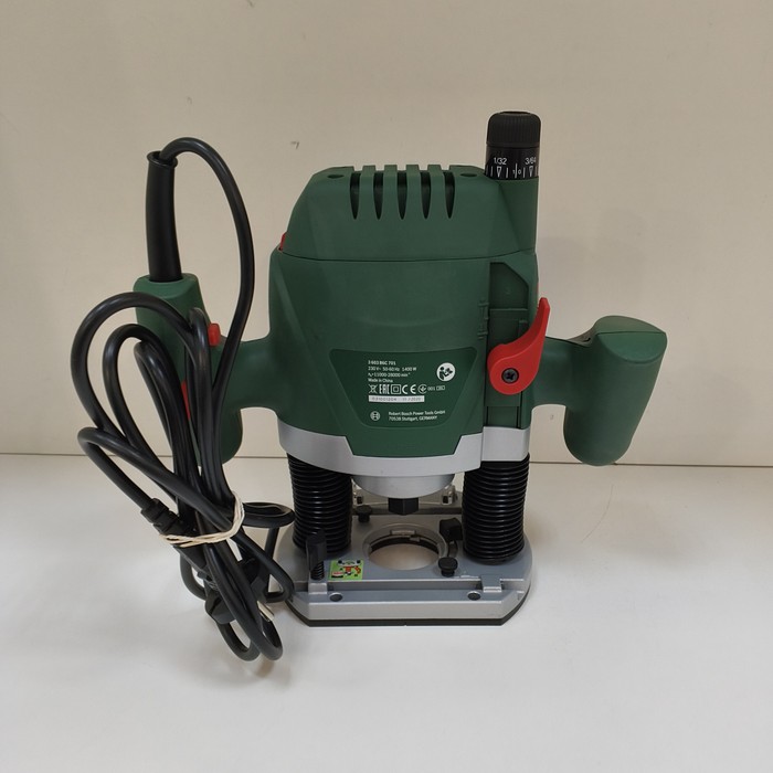 Фрезер Bosch POF1400 ACE