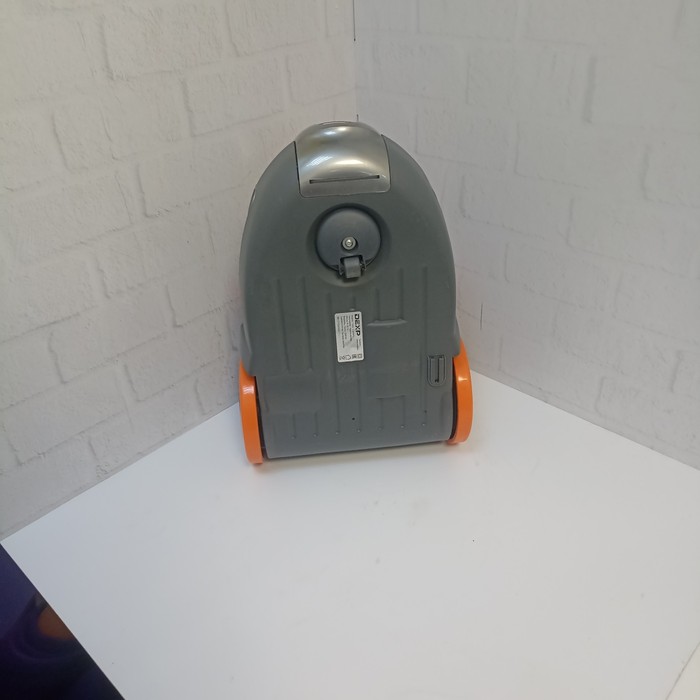 Пылесос DEXP V-2200VC