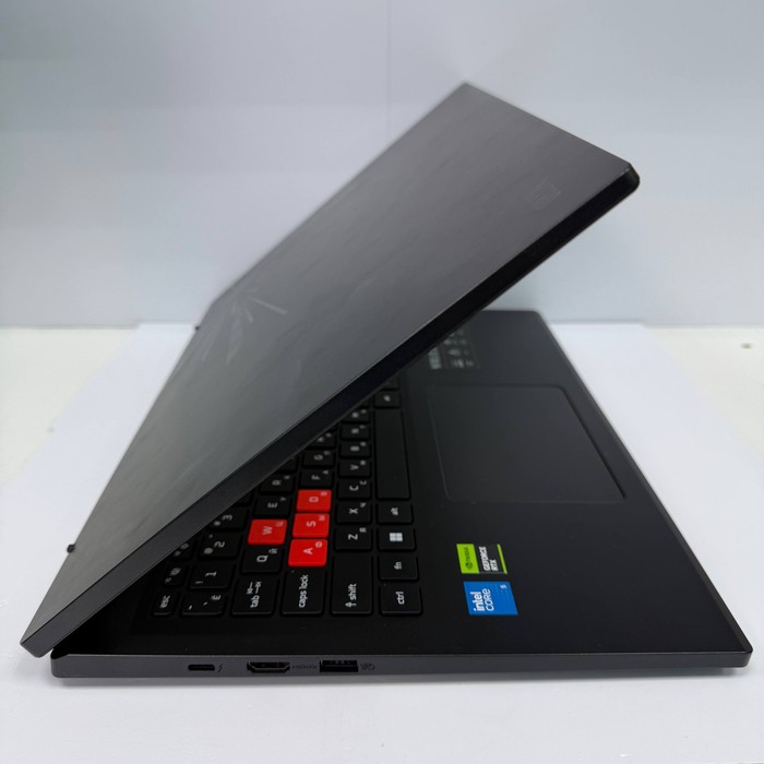 Ноутбук Acer Nitro Lite NL16-71G