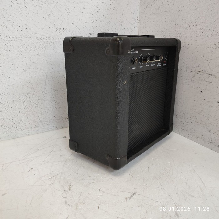 Комбоусилитель Guitar amplifier E-39