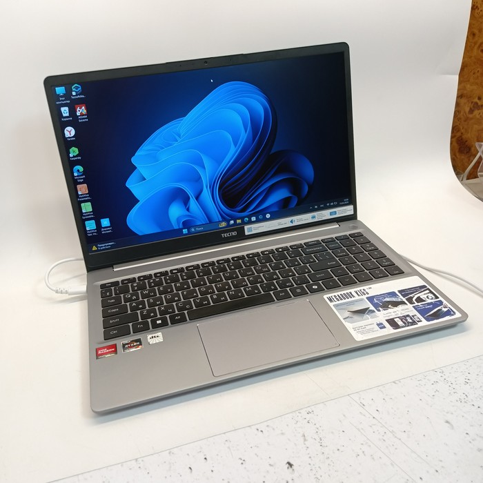 Ноутбук TECNO MEGABOOK K15S AMD