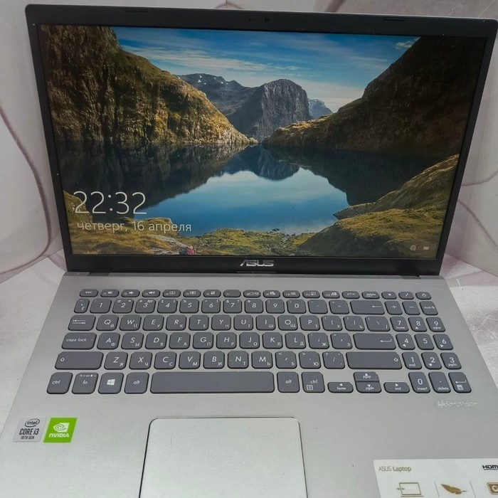 Ноутбук Asus R521J