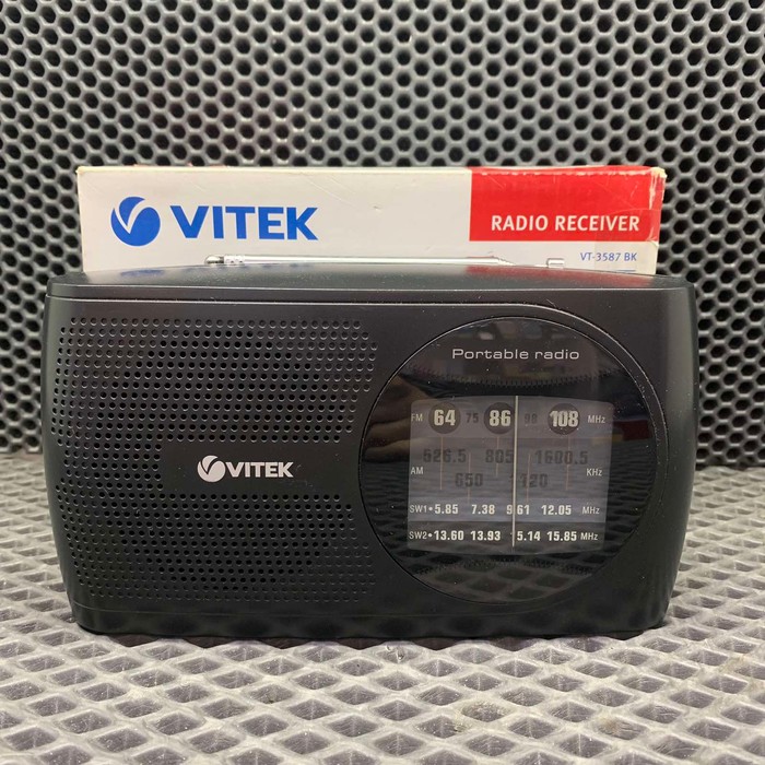 Радио товары Vitek VT-3587BK
