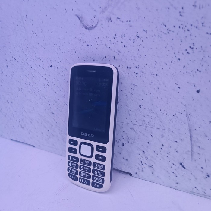 Кнопочный телефон Dexp Larus E7
