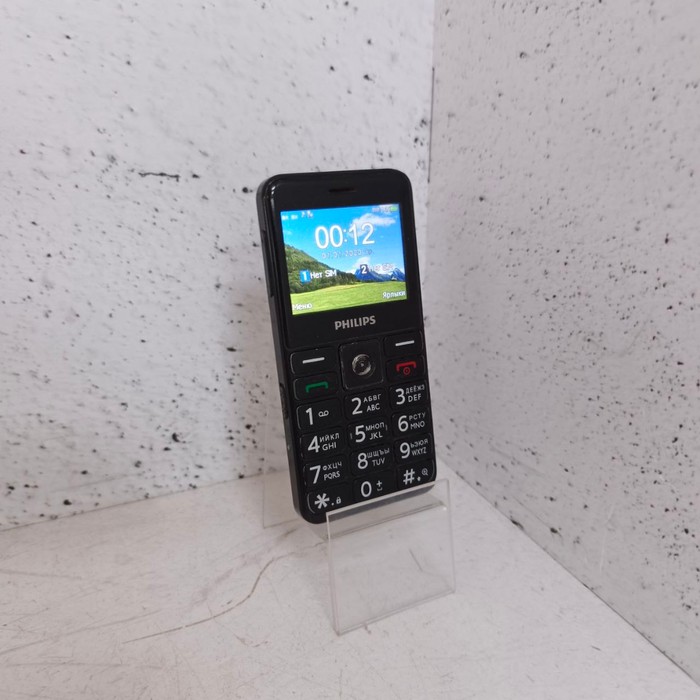 Кнопочный телефон Philips Xenium E207