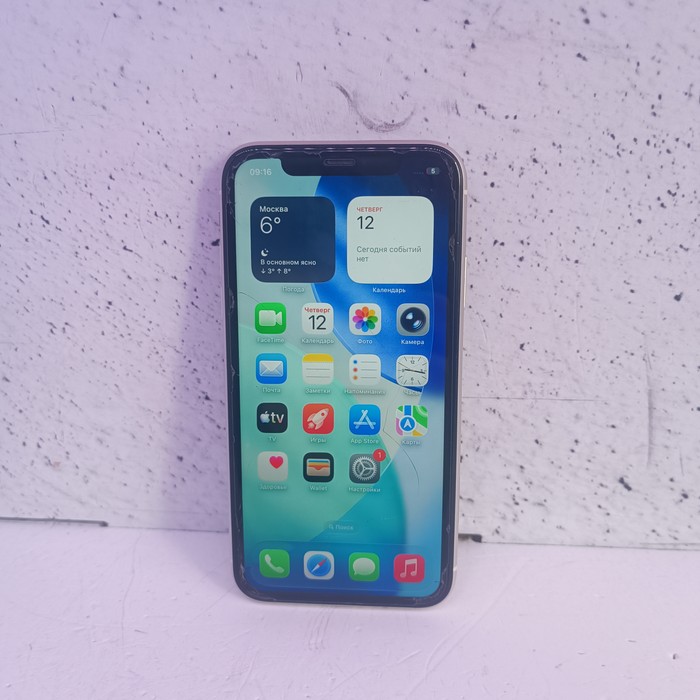 Смартфон Apple iPhone 11 4/64 Белый