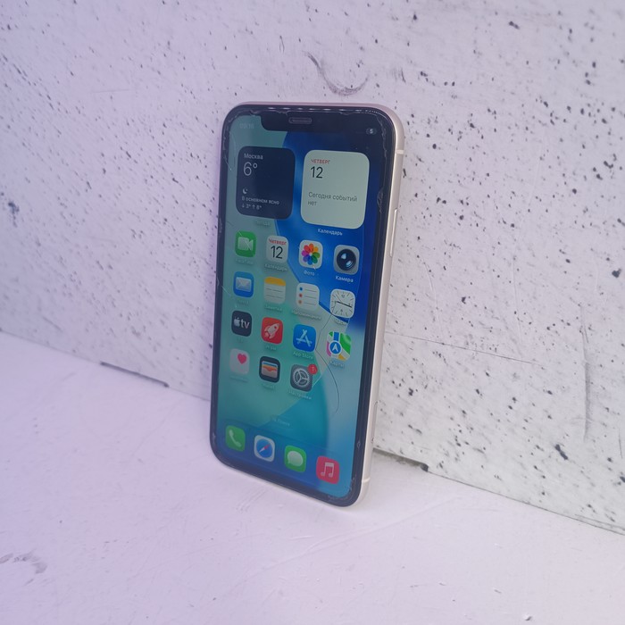 Смартфон Apple iPhone 11 4/64 Белый