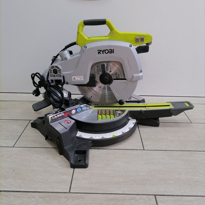 Торцовочная пила RYOBI EMS254L