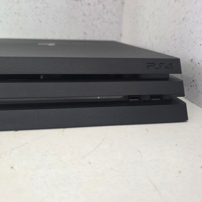 Игровая приставка Sony PlayStation 4 Pro 1 Tb