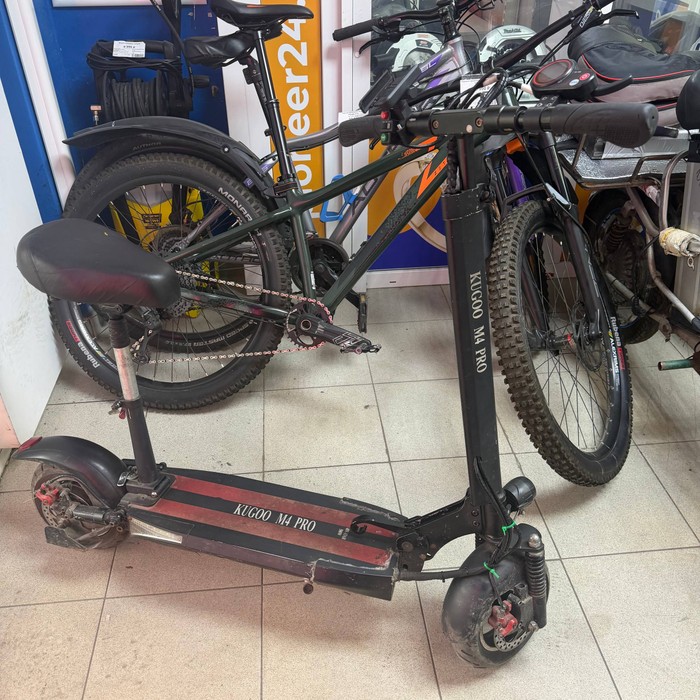 Электросамокат Kugoo M4 Pro