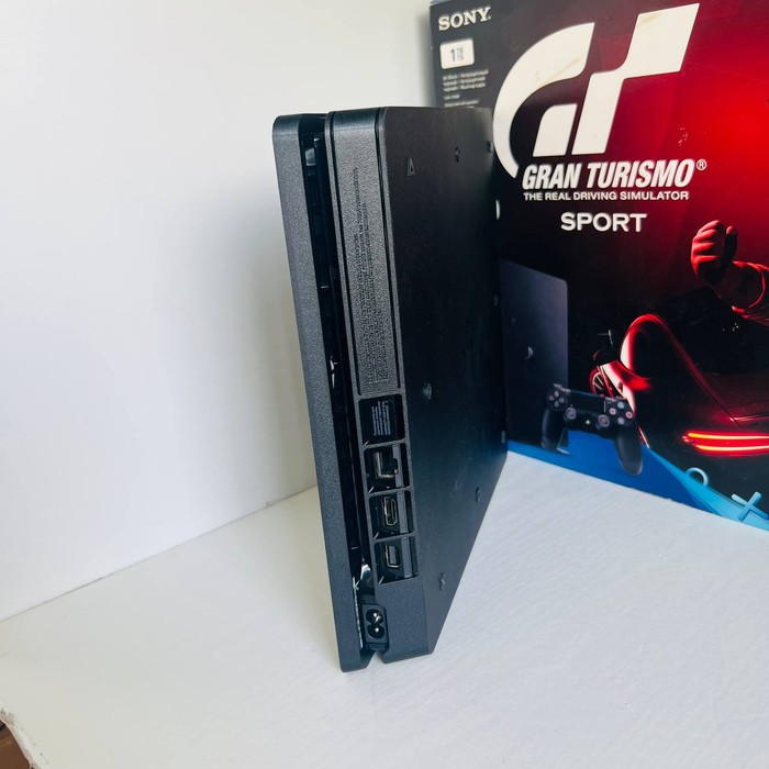 Игровая приставка Sony Play Station 4 Slim 1TB