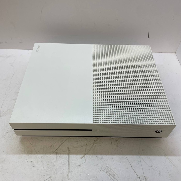 Игровая приставка Microsoft Xbox One S 1 ТБ