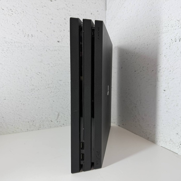 Игровая приставка Sony Play Station 4 Pro 1TB