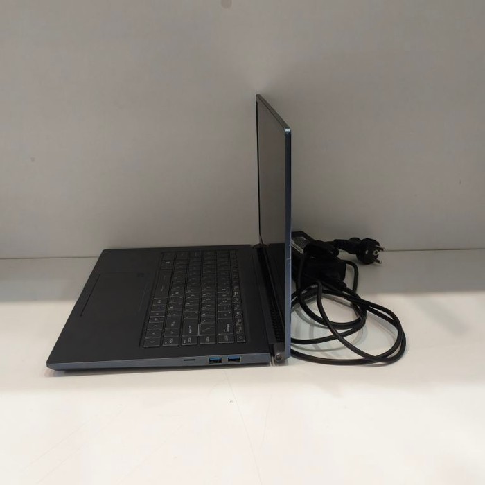 Ноутбук MSI 15 A11UC