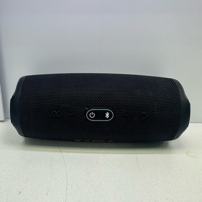 Портативная колонка JBL Charge 5